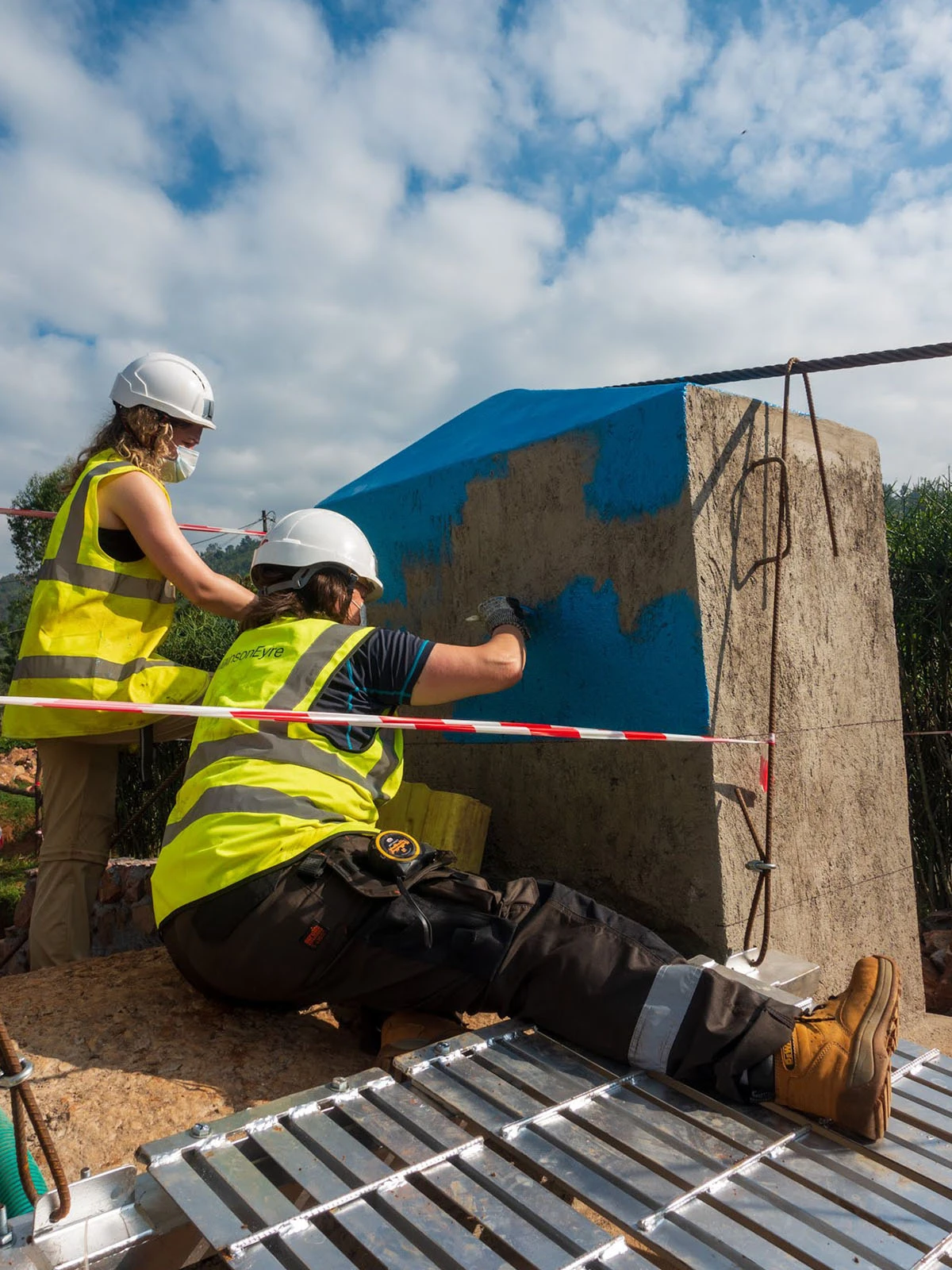 construction image of rwanda footbridge
