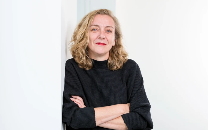 portrait of associate helen floate