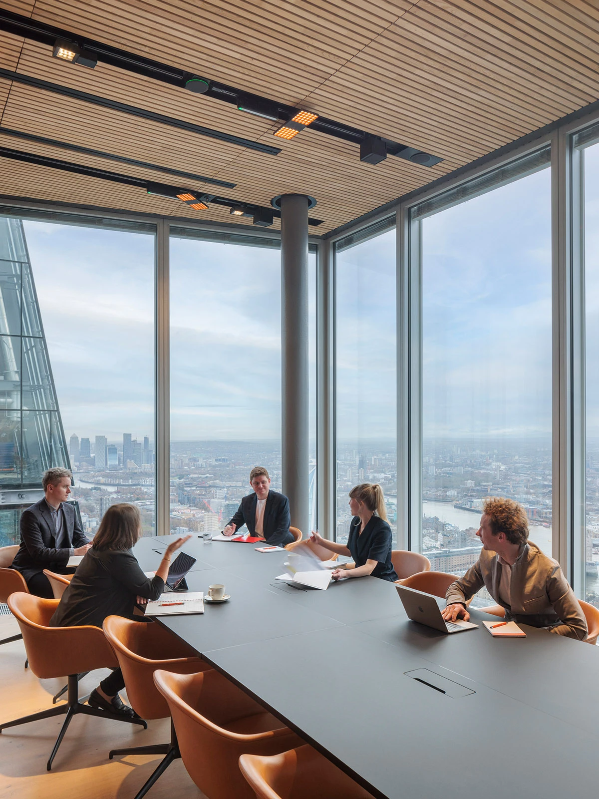 Level 50 executives suites with Thames views