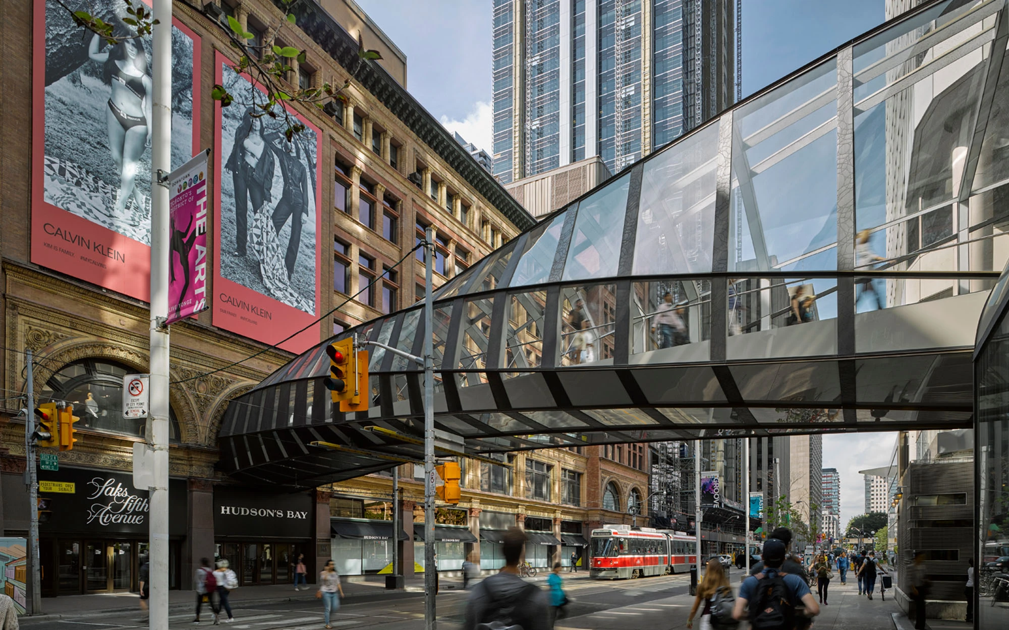 Exterior of the eaton centre bridge