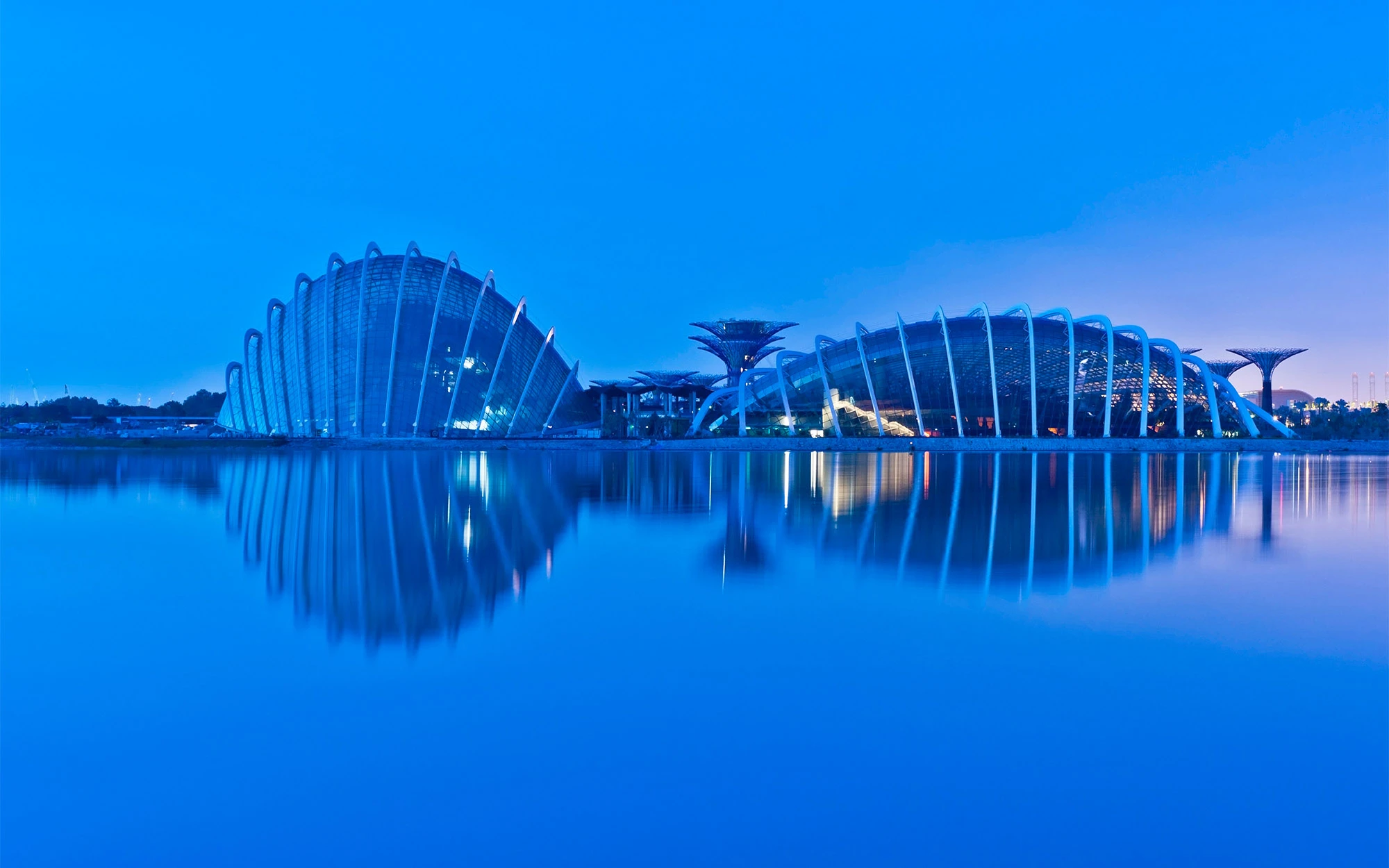 Exterior image of Gardens by the Bay