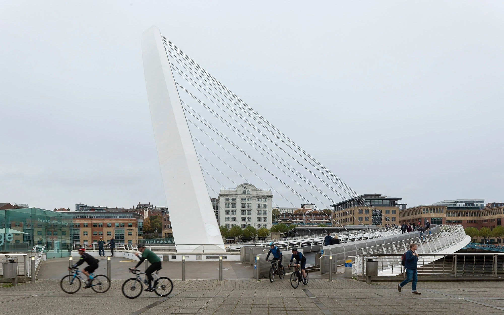 Gateshead Millennium Bridge