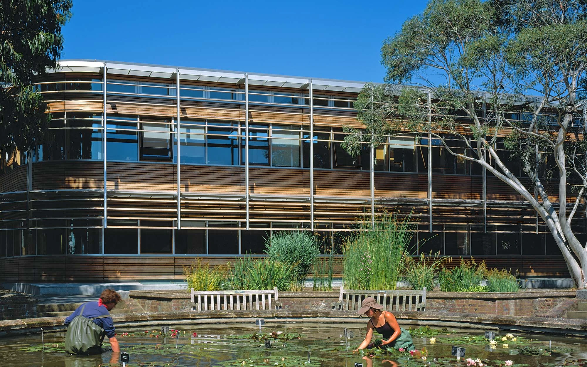 Exterior of Jodrell Laboratory extension