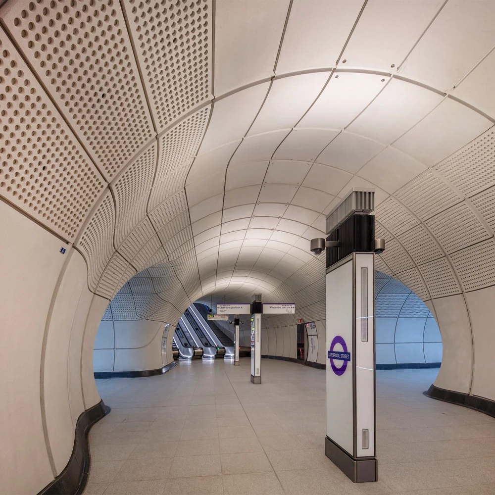 Platform connecting tunnel design
